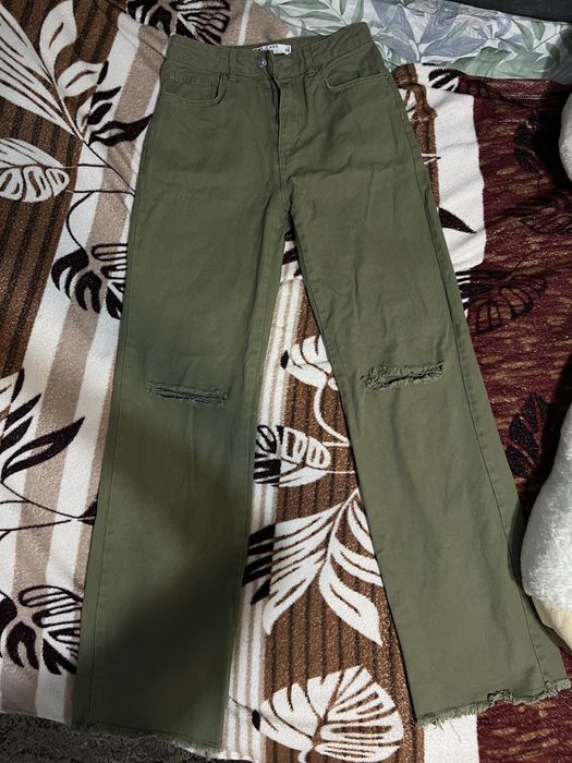 Продам джинсы женские