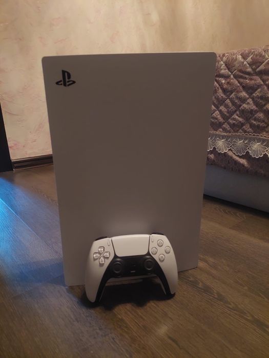 PS5 в отличном состоянии