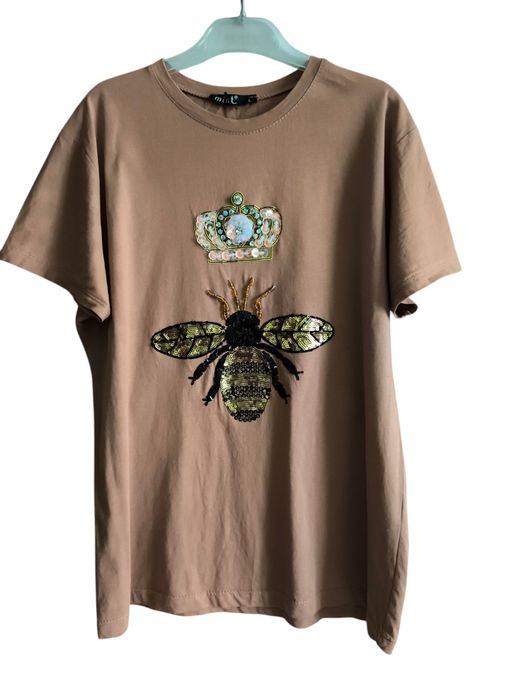 Кафява тениска, Л р-р