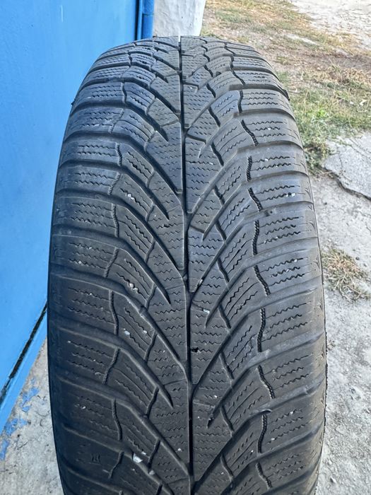 Продам зимние шины 205/60/16