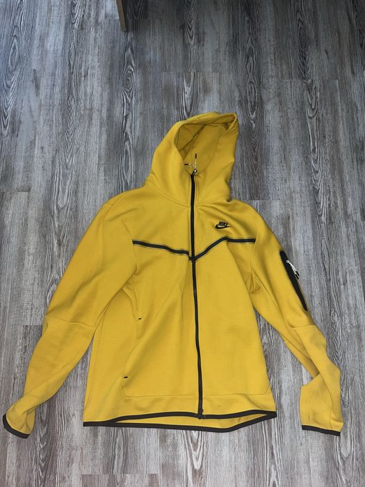 Nike tech fleece