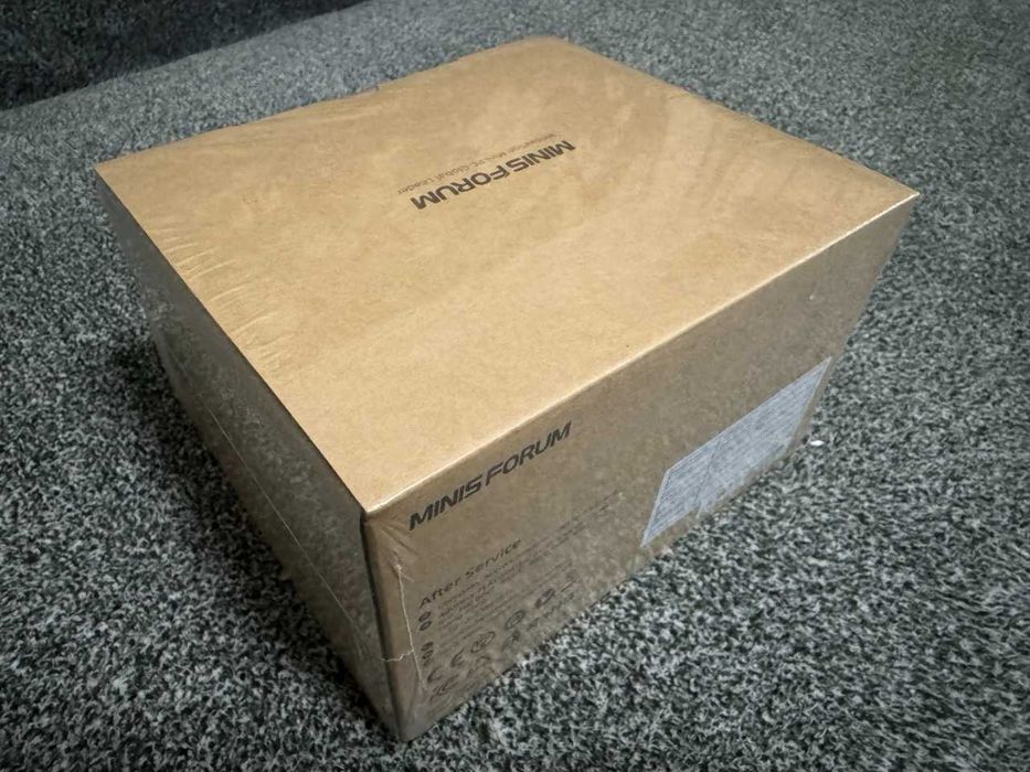 MiniPC / Minisforum UM880 Plus / AMD Ryzen 7 / 32+1 Tb / Sigilat