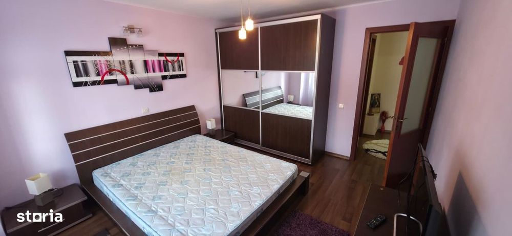 3 camere decomandat zona Orizont