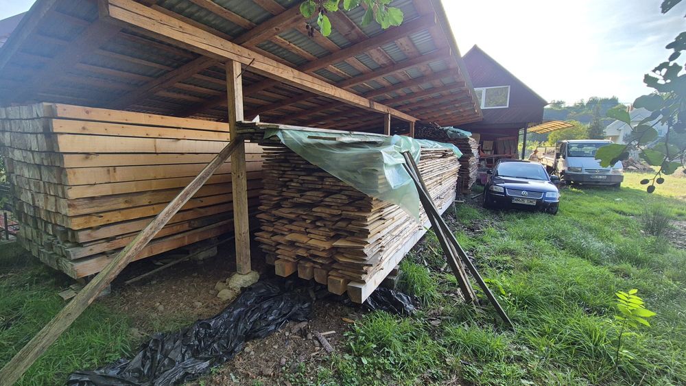 Vând cherestea+grinzi,corni Molid