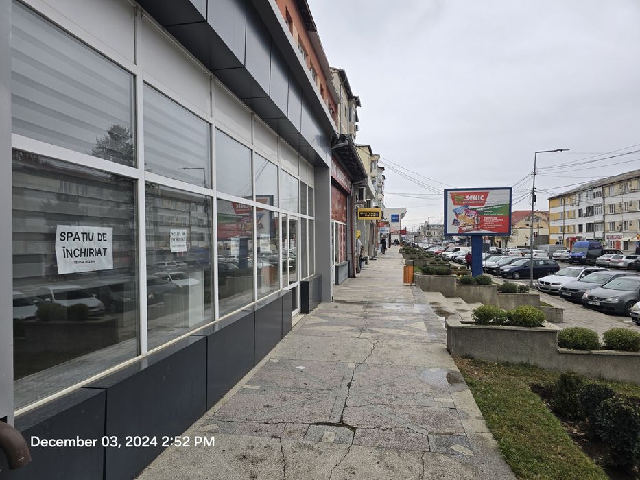 Spatiu comercial central 120mp