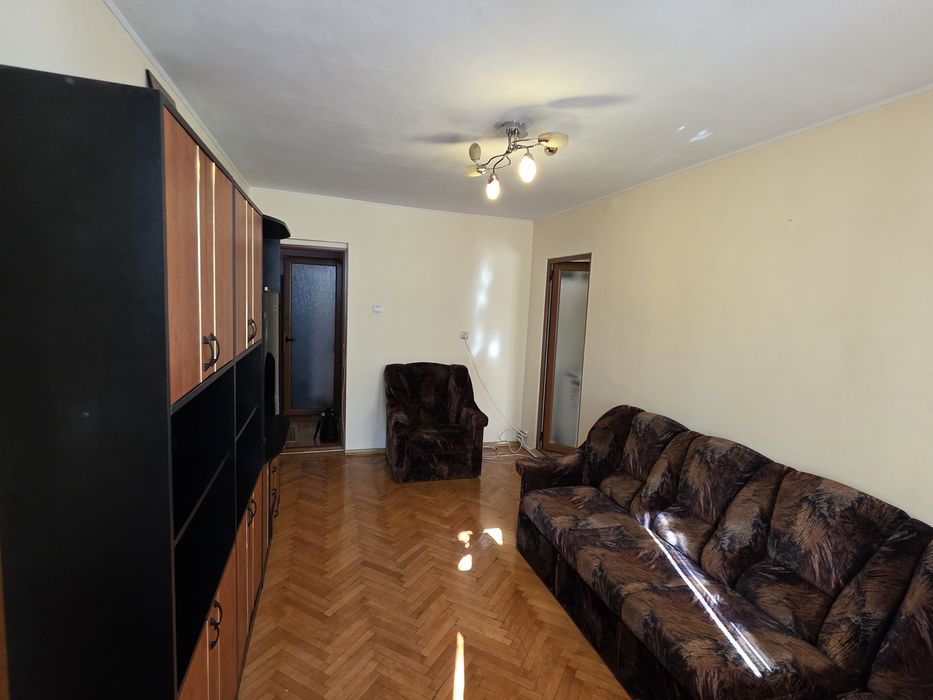 Apartament 2 camere de inchiriat