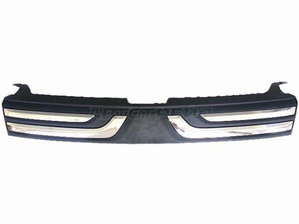 Решетка радиатора  Mitsubishi Outlander