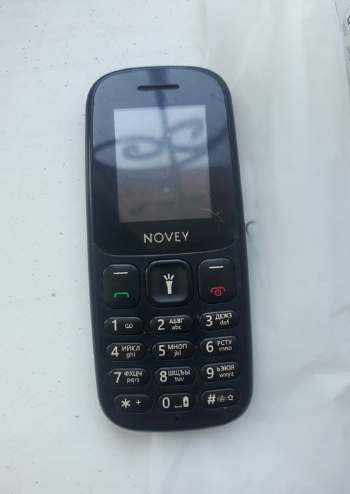 Телефон novey куплен ишлатилмаган  2 та симкали  нархи 120 мин.