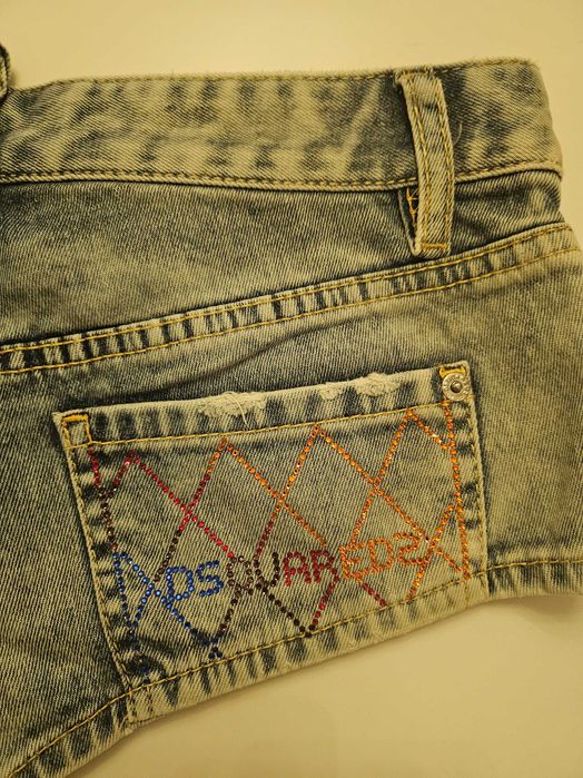 Blugi scurti Dsquared2