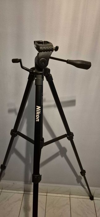 Статив - Трипод  "Nikon"