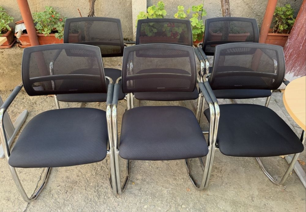 Set Masă Ovală Consiliu / Meeting L210 Oxi + 6 Scaune Vizitator