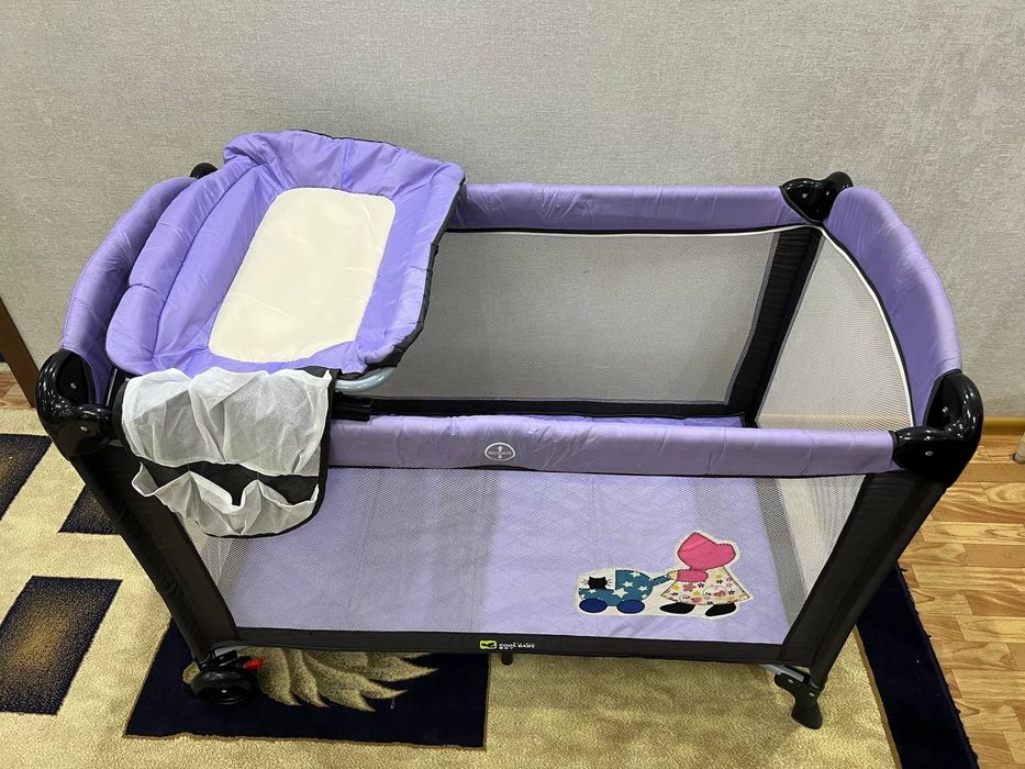 Детская кроватка манеж