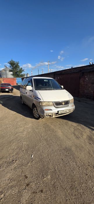 Продам nissan largo