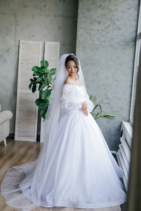 Свадебное платье