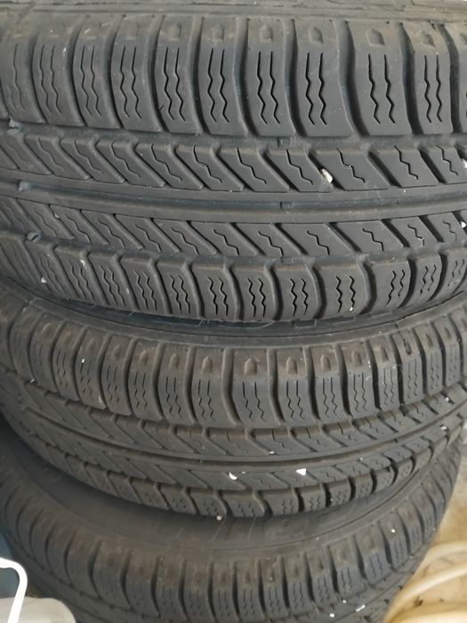 Set jante pe 175/65 R14 cu anvelope