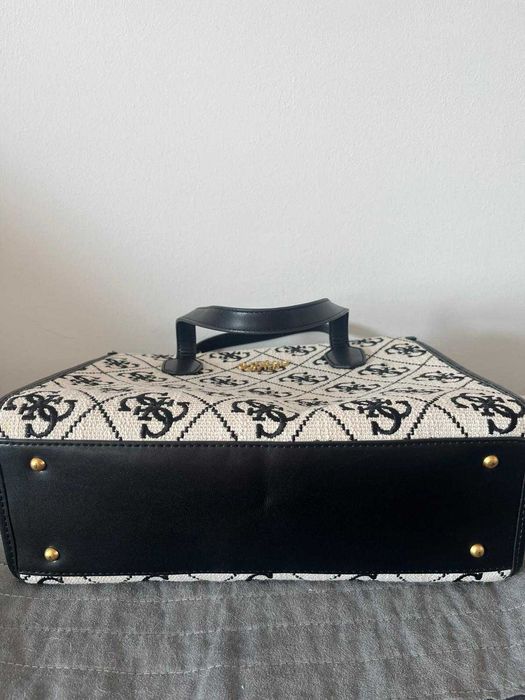 Geanta originala Guess de dama