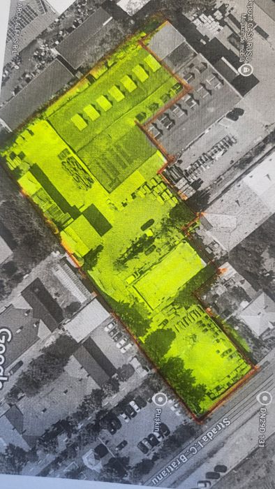 Vand TEREN 6000 m2 ,platforma betonata cu Hale
