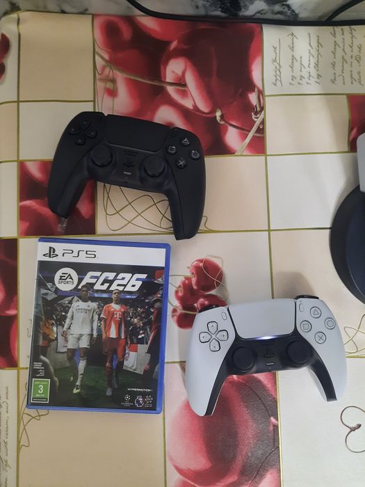 Пс 5  с игрой фифа 25