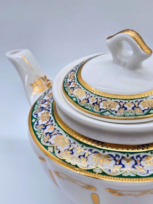 Chini Nabor rare porcelain