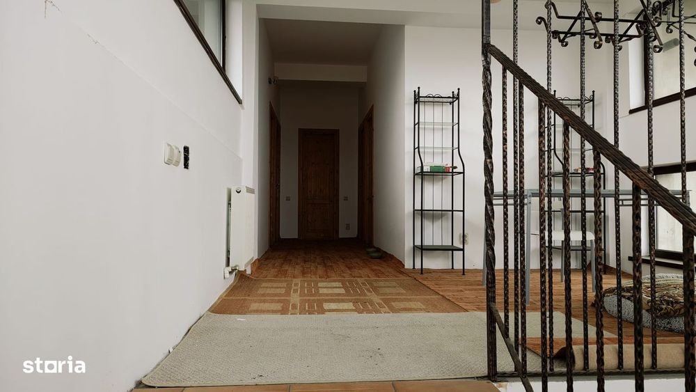 Pensiune P+1 cu 7 dormitoare cu baie proprie si spatii generoase