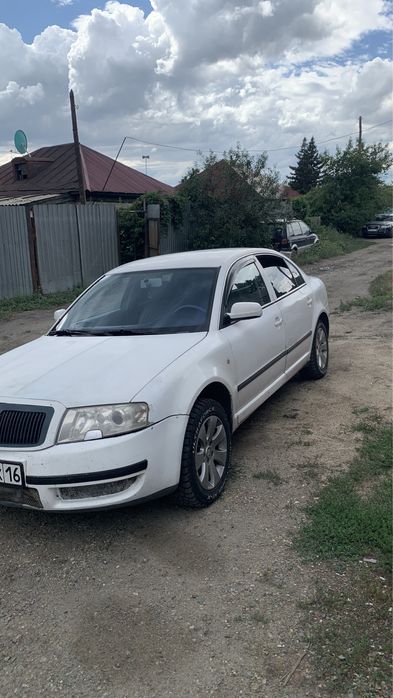 Skoda Superb 2003