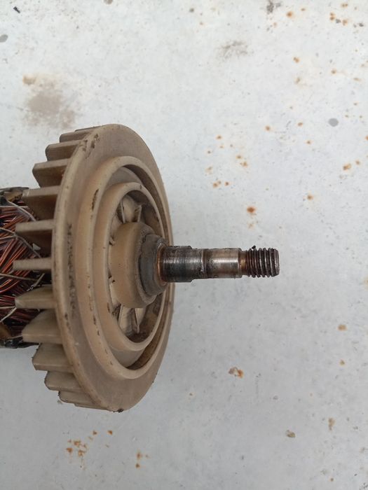 Болгарка, шуруповерт на запчасти