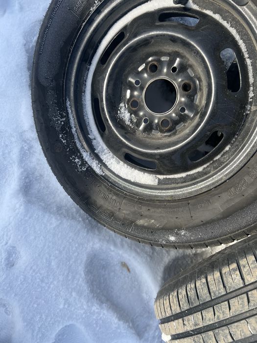 Продам комплект резины в сборе