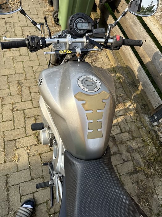 Yamaha fz6 n 2004
