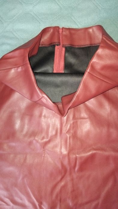 Продам юбки карандаш 2 шт