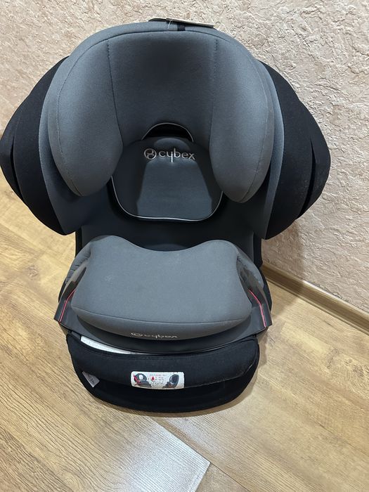 Автокресло Cybex Juno 2fix