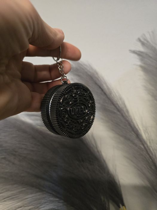 Breloc Oreo cu click