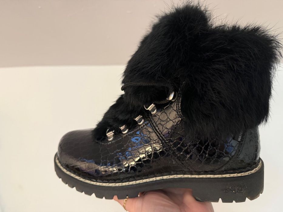 Vand ghete marimea 37