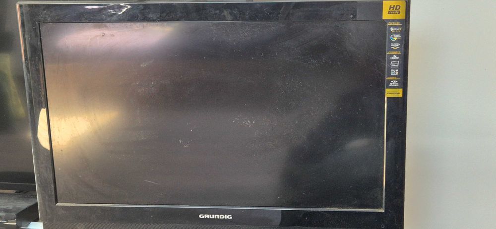 Телевизор Грундиг 32 инча