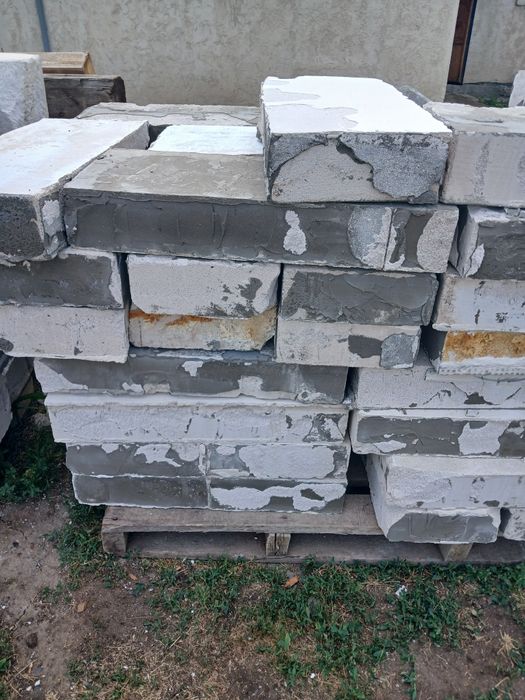 Продам экоблок бу