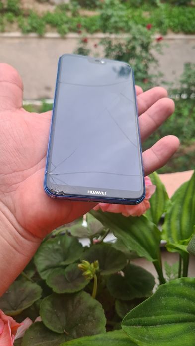 Huawei P20 lite ishlashi zor