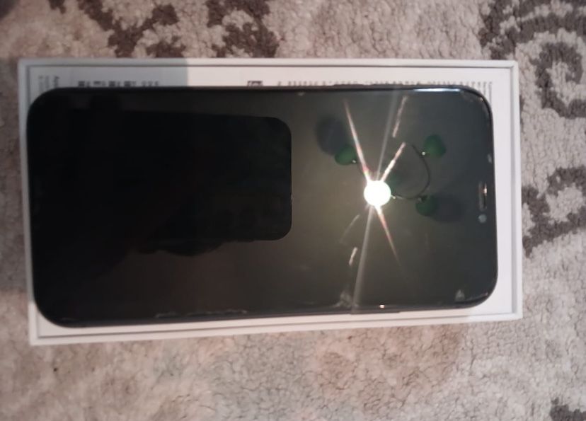 Айфон11 сатылады