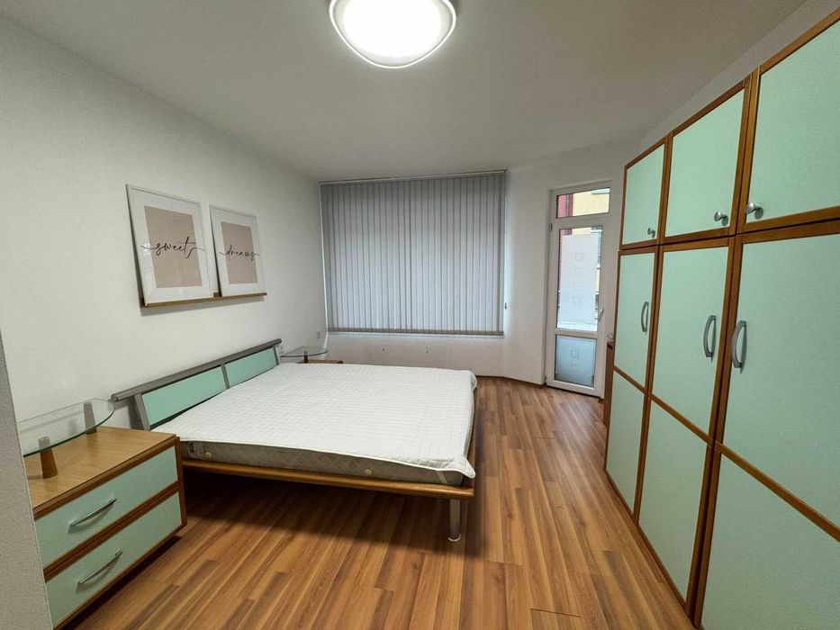 Продава се Тристаен апартамент в Бургас, Възраждане - 101 кв.м за 1288 €/кв.м - Снимка #10