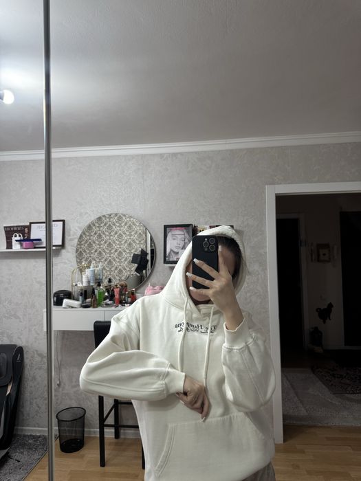 Продам женские вещи