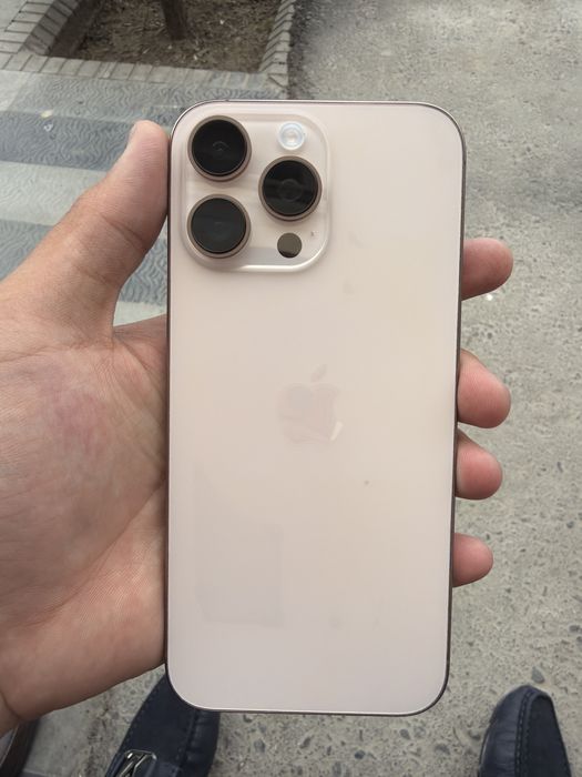 iPhone 16 pro max