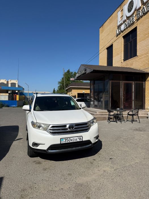 Toyota Highlander(Тайота Хайландер)