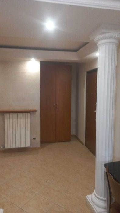 Inchiriez apartament cu 3 camere zona piata sudului