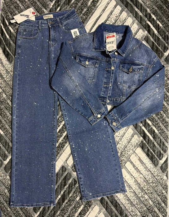 compleu full pietre albastru