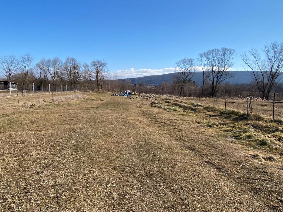 2 parcele de teren in Gilau, una cu casa batraneasca
