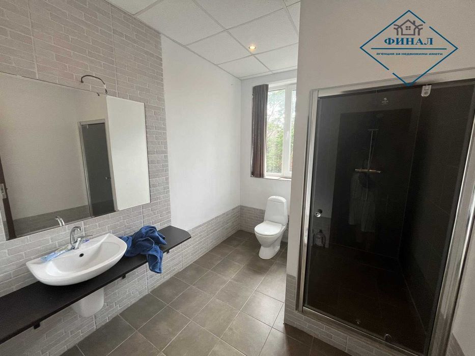 Продава се Тристаен апартамент в Шумен, Добруджански - 120 кв.м за 1492 €/кв.м - Снимка #1