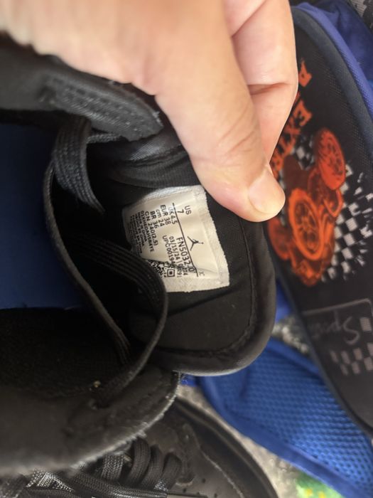 Продам найк кеды