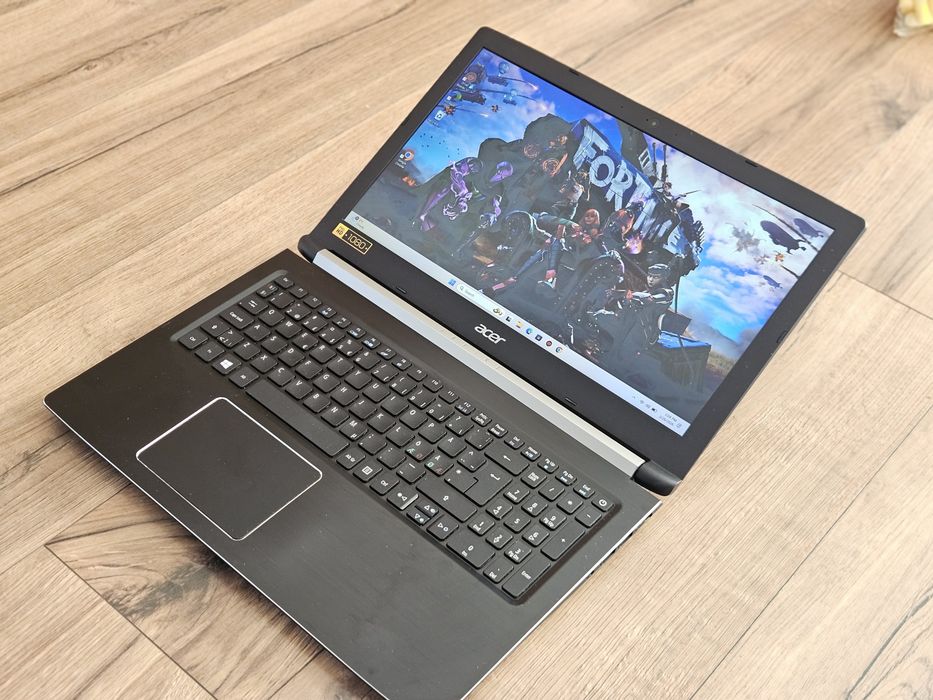 Vand laptop Acer gaming Intel i3 7th, SSD 256GB Nvme, 8GB DDR4, 2 placi video, 15.6 Led fullhd,Win11, usb c
