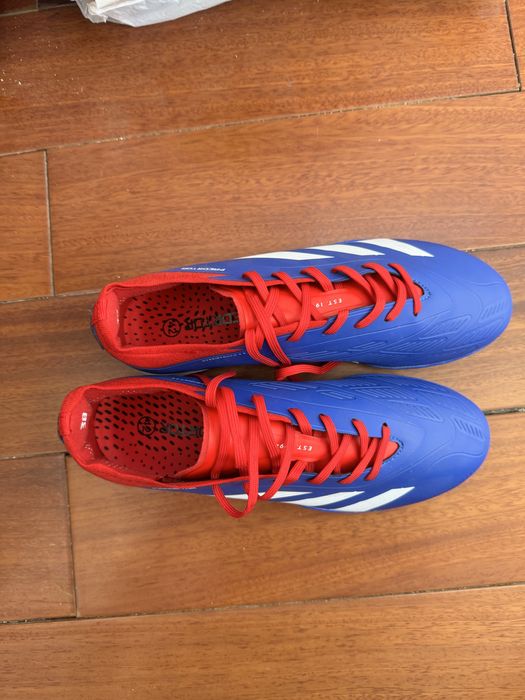 Сороконожки адидас предатор новые,хороший торг