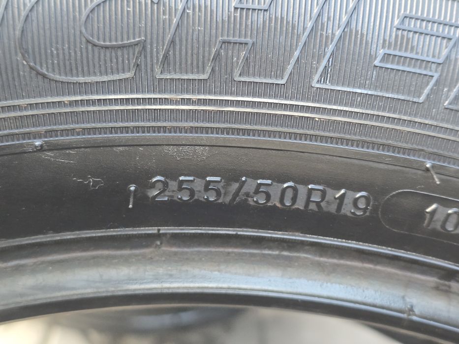 255 50 19  Michelin