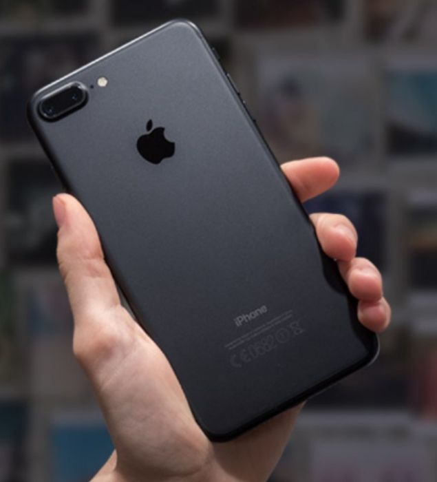 айфон 7+ рабочи на запчасть