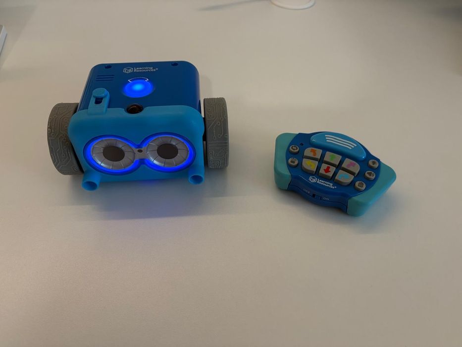 Robot programabil Botley 2.0 STEM + Telecomandă